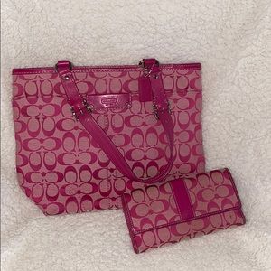 Coach purse and wallet set